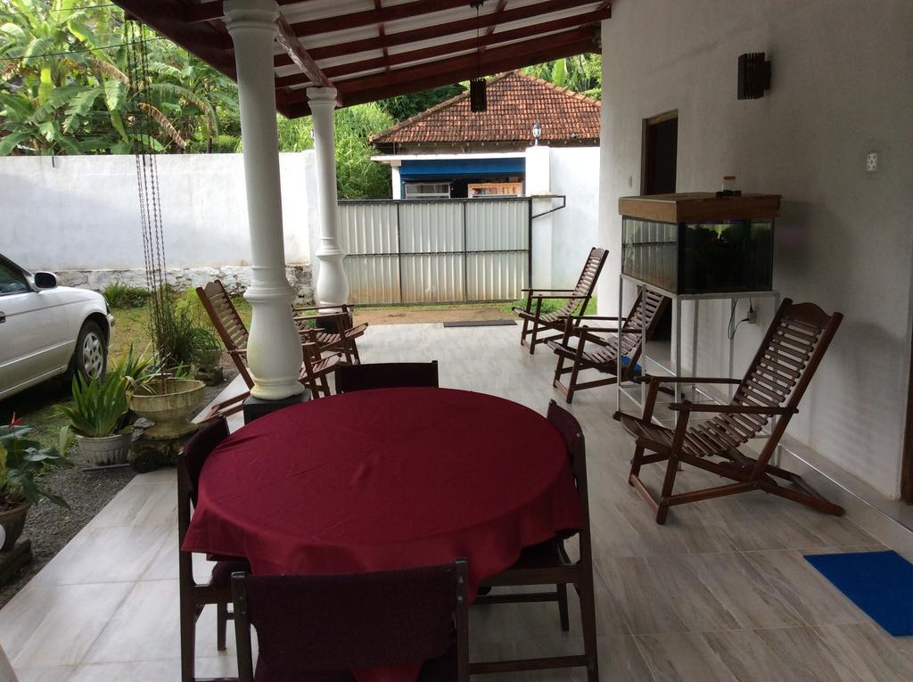 Fern Dale Villa Weligama Rum bild